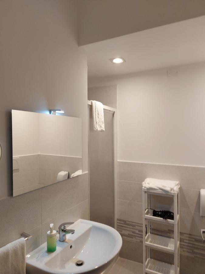 Fare Bnb - Room Del Parco Reggio Emilia Kültér fotó