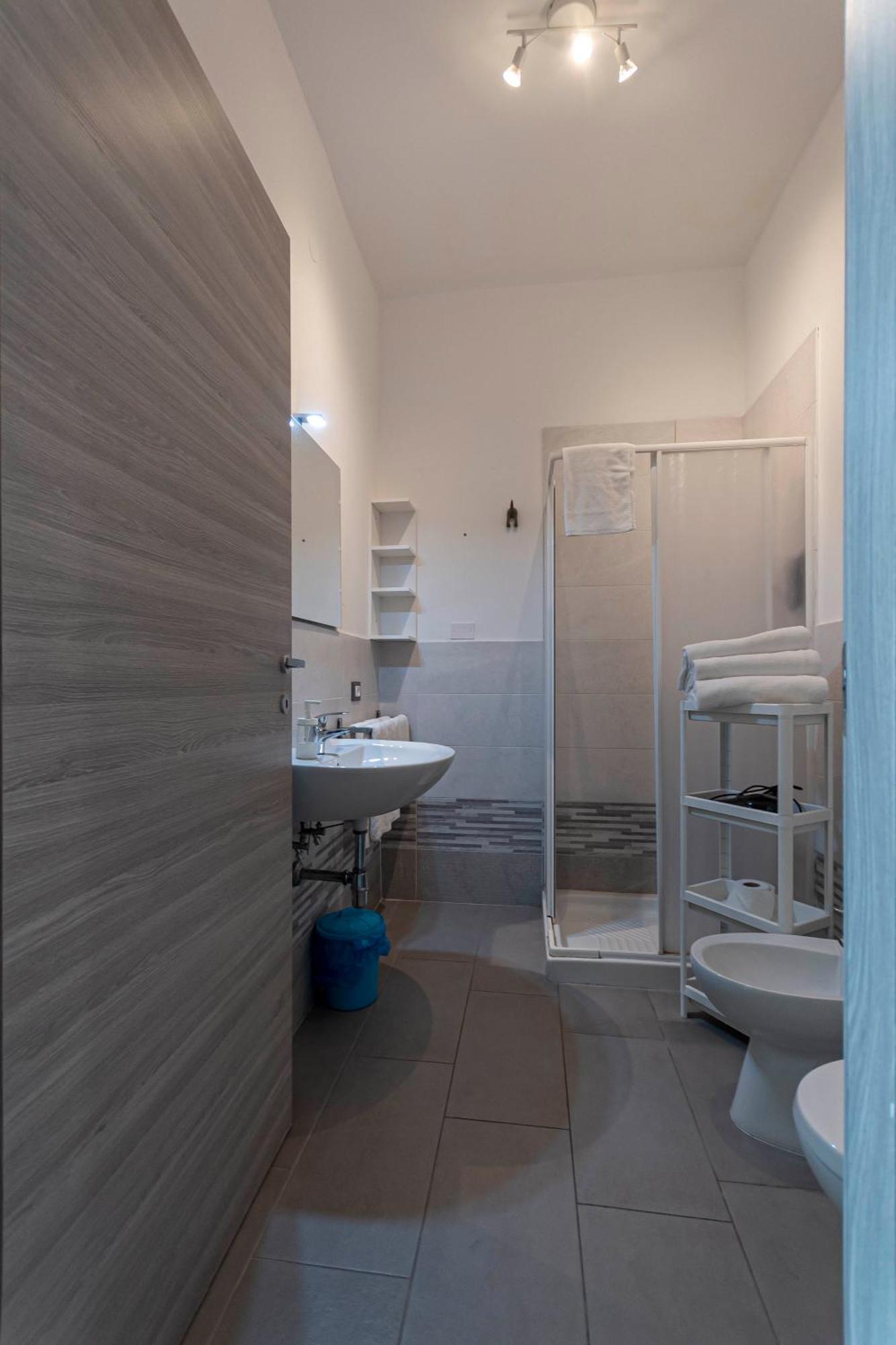 Fare Bnb - Room Del Parco Reggio Emilia Kültér fotó